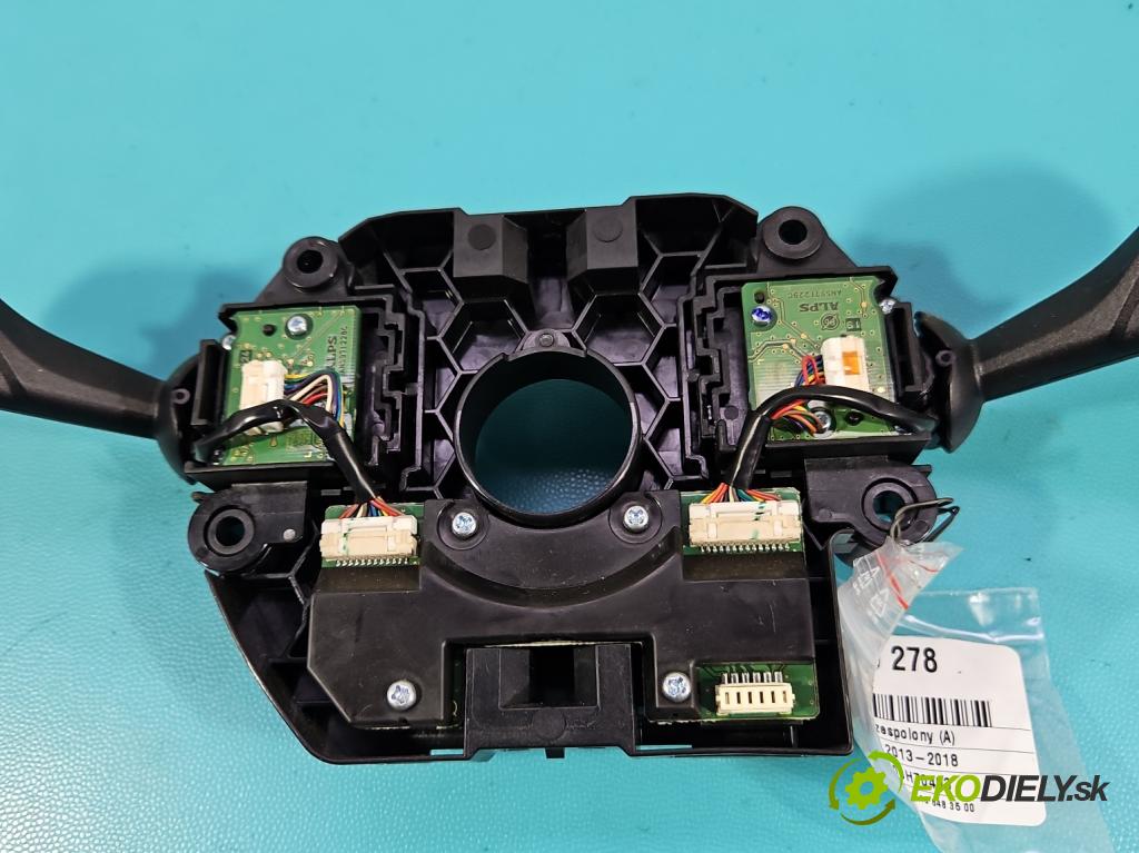 Bmw X5 F15 2013-2018 3.0d 258 HP automatic 190 kW 2993 cm3 5- prepínač komplex: 9330565 (Prepínacie páčky pod volantom)