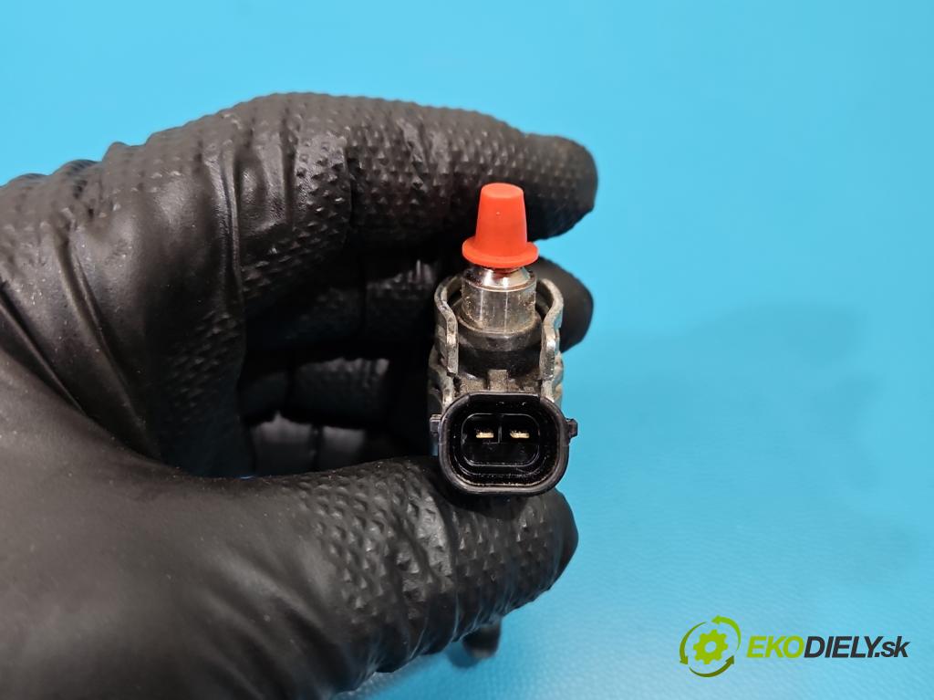 Toyota Rav4 V 2018- 2.5 hybrid 178KM automatic 131 kW 2487 cm3 5- vstřikovač 23250-25010 (Vstřikovač paliva)