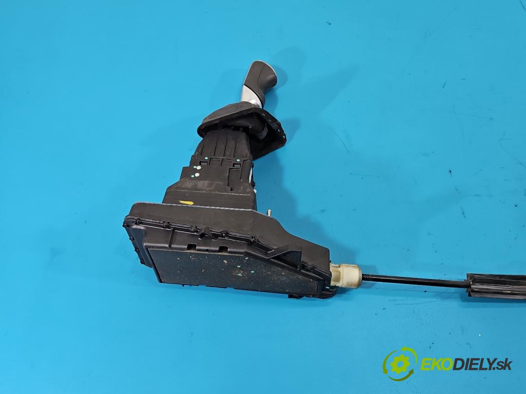 Peugeot 508 I 2010-2018 1.6 thp 156 HP automatic 115 kW 1598 cm3 5- Páka: Změny: stupeň,rýchlosť 9685328080 (Rýchlostná páka (kulisa))