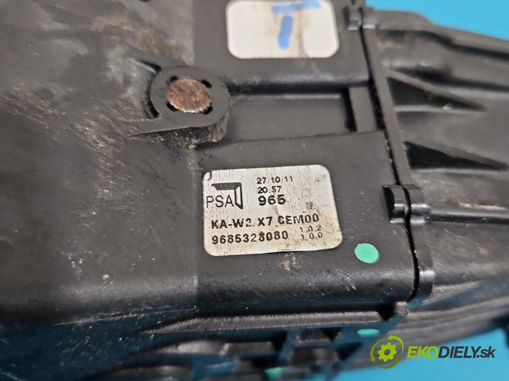 Peugeot 508 I 2010-2018 1.6 thp 156 HP automatic 115 kW 1598 cm3 5- Páka: Změny: stupeň,rýchlosť 9685328080 (Rýchlostná páka (kulisa))