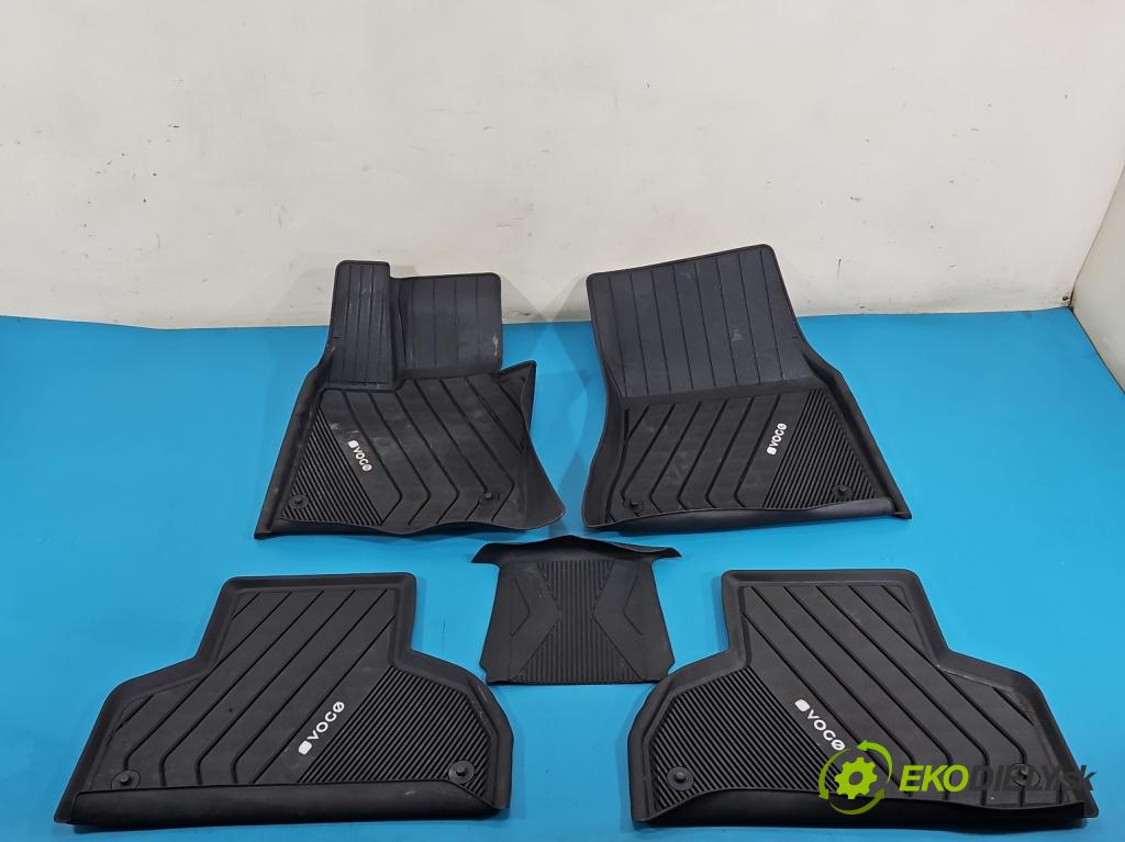 Bmw X5 F15 2013-2018 3.0d 258 HP automatic 190 kW 2993 cm3 5- Koberce: 