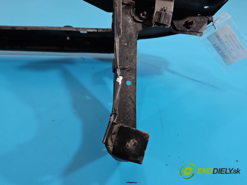 Maserati Quattroporte VI 13- 3.0 V6 automatic 301 kW 2979 cm3 4- stěna přední  (Přední výztuha)