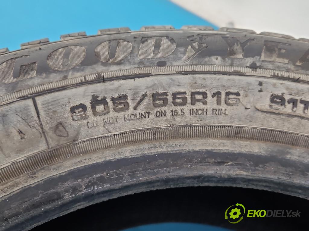 Audi A3 8P 2003-2012 1.9 TDI 105 hp manual 77 kW 1896 cm3 5- pneumatiky: Zima 1