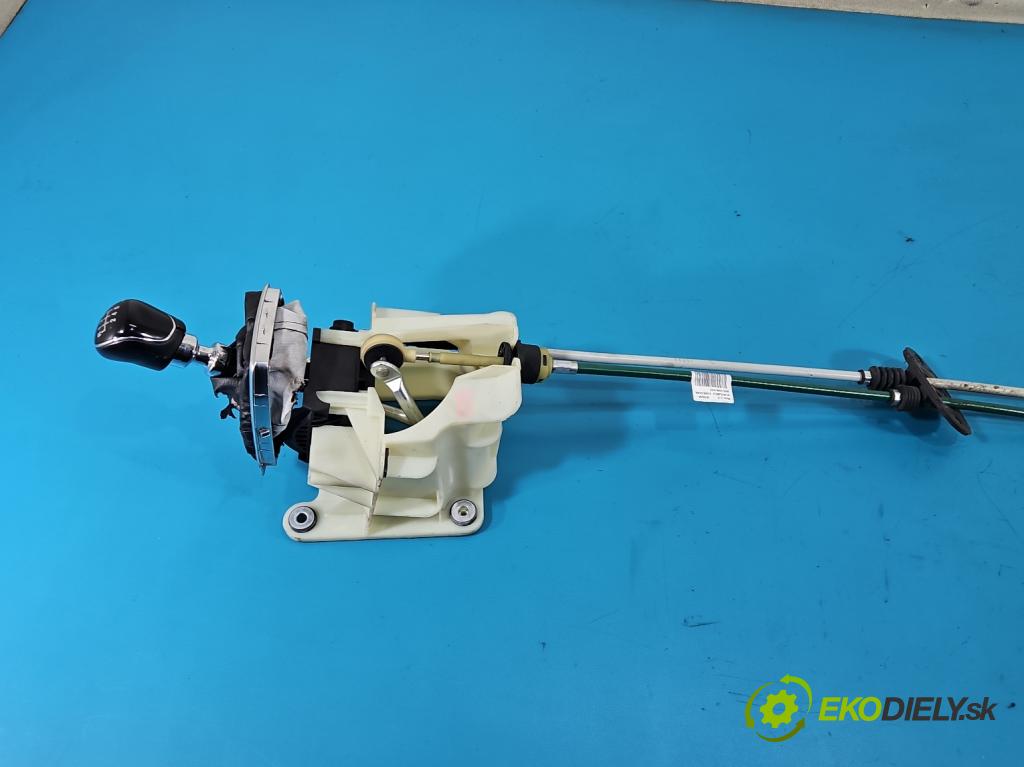 Ford Kuga Mk1 2008-2013 2.0 tdci 136 HP manual 100 kW 1997 cm3 5- Páka: Změny: stupeň,rýchlosť 8V4R7E395LA (Rýchlostná páka (kulisa))