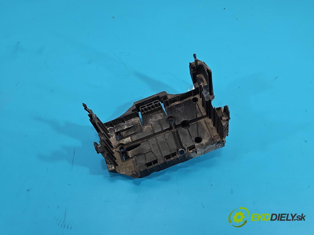 Peugeot 508 I 2010-2018 1.6 thp 156 hp automatic 115 kW 1598 cm3 5- obal akumulatora 9686469580