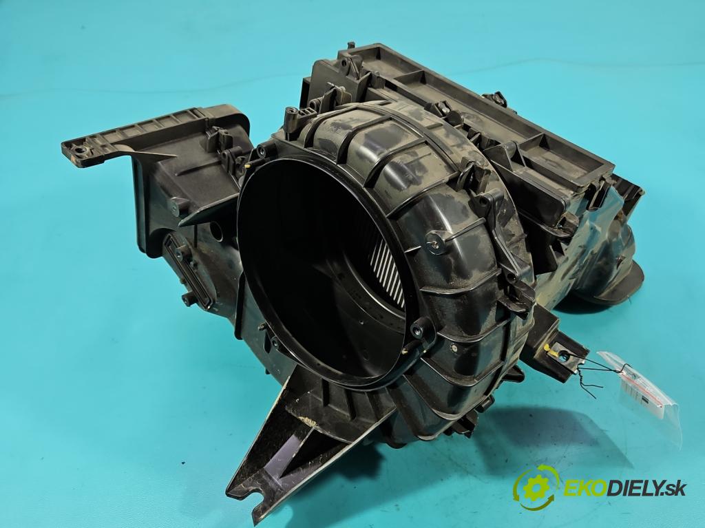 Isuzu D-Max II 2011-2019 2.5 crdi 163 hp manual 120 kW 2499 cm3 2- radiátor 8982330520 (Radiátor topení)