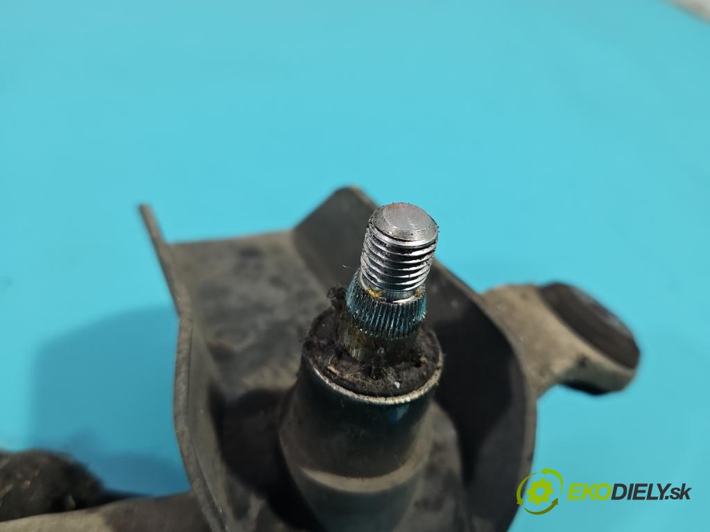 Isuzu D-Max II 2011-2019 2.5d 163 HP manual 120 kW 2499 cm3 2- mechanizmus stieračov