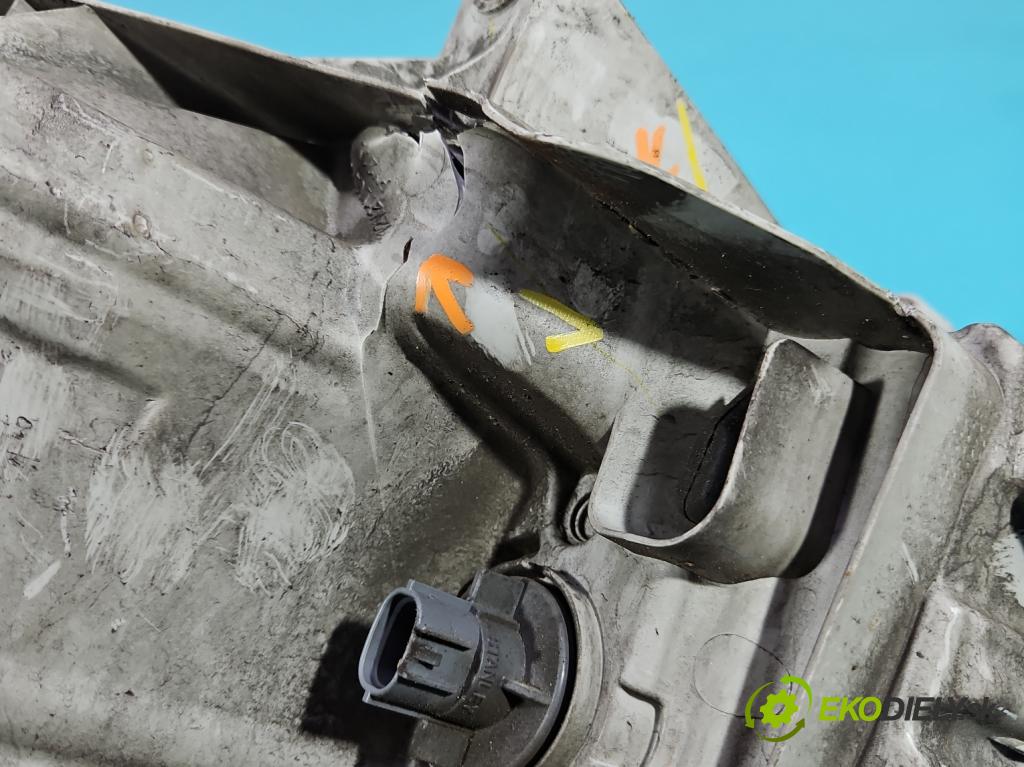 Isuzu D-Max II 2011-2019 2.5d 163 HP manual 120 kW 2499 cm3 2- Reflektor: pravý  (Svetlo predné pravé)