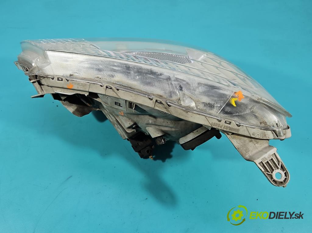 Isuzu D-Max II 2011-2019 2.5d 163 HP manual 120 kW 2499 cm3 2- Reflektor: pravý  (Svetlo predné pravé)
