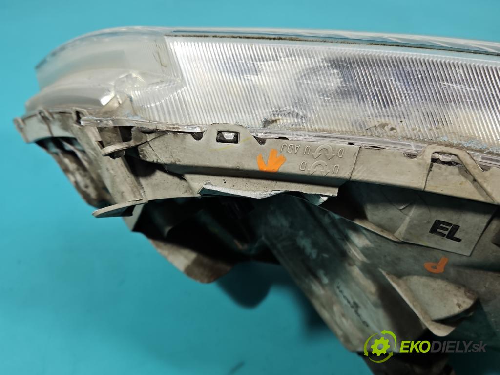 Isuzu D-Max II 2011-2019 2.5d 163 HP manual 120 kW 2499 cm3 2- Reflektor: pravý  (Svetlo predné pravé)