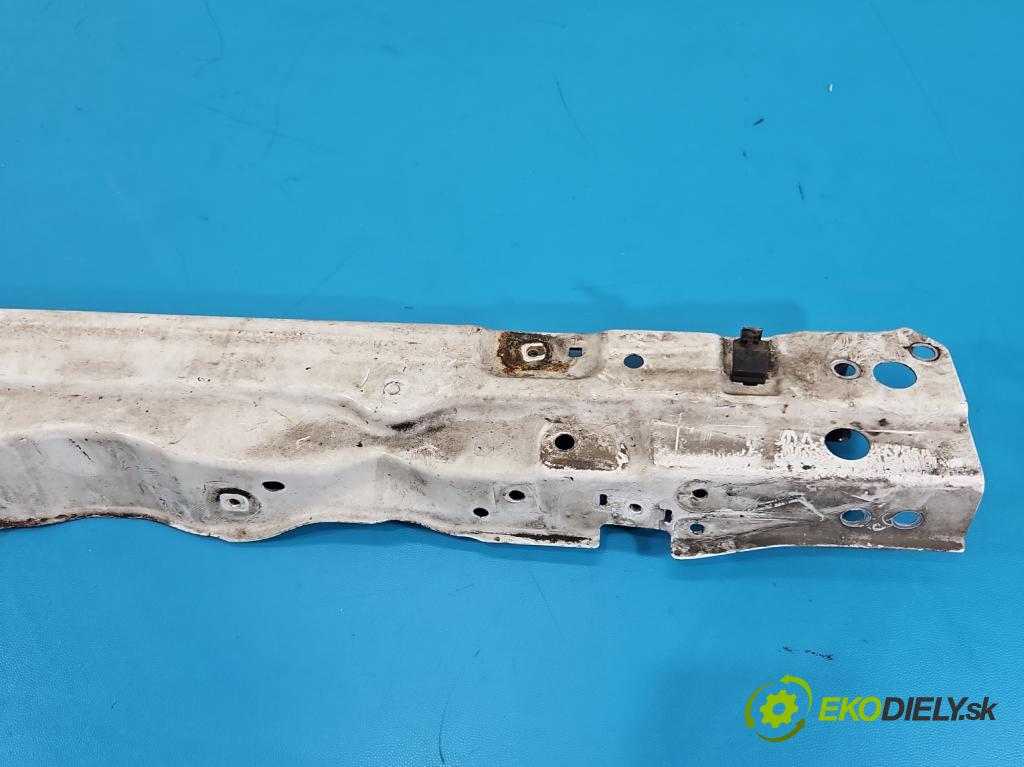 Isuzu D-Max II 2011-2019 2.5 crdi 163 hp manual 120 kW 2499 cm3 2- stěna přední  (Přední výztuha)