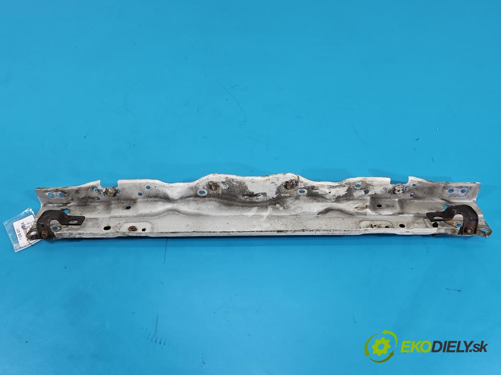 Isuzu D-Max II 2011-2019 2.5 crdi 163 hp manual 120 kW 2499 cm3 2- stěna přední  (Přední výztuha)