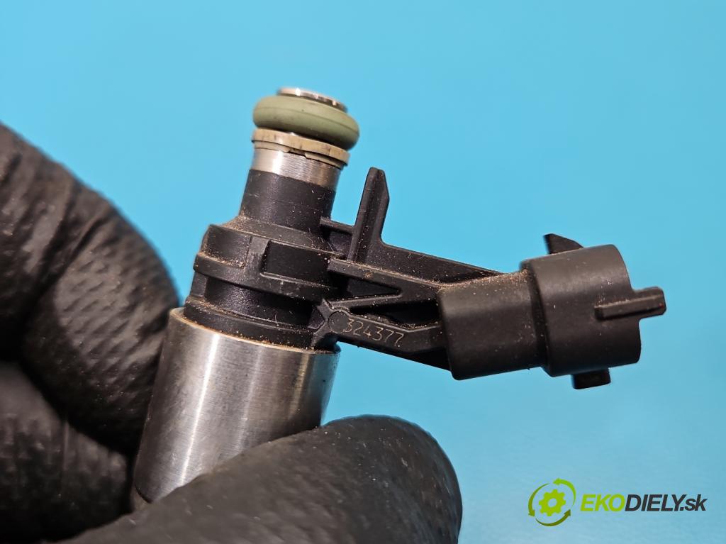 Maserati Quattroporte VI 13- 3.0 V6 automatic 301 kW 2979 cm3 4- vstrek 0261500427 (Vstrekovač paliva)