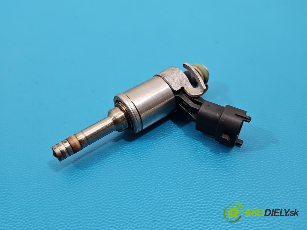 Maserati Quattroporte VI 13- 3.0 V6 automatic 301 kW 2979 cm3 4- vstřikovač 0261500427 (Vstřikovač paliva)