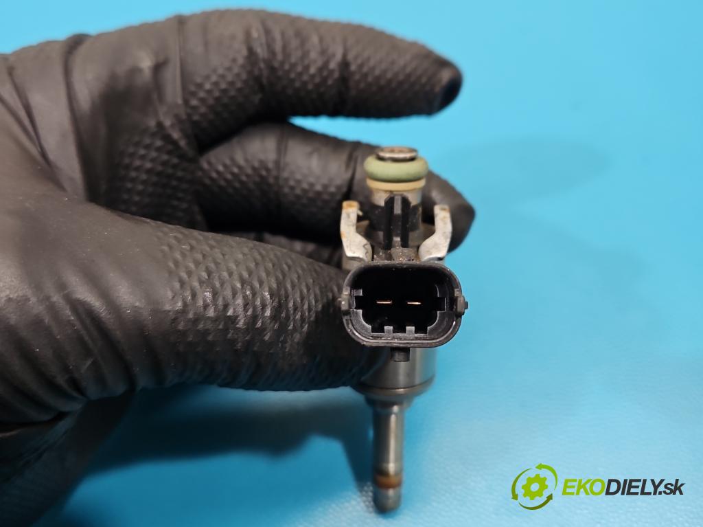 Maserati Quattroporte VI 13- 3.0 V6 automatic 301 kW 2979 cm3 4- vstřikovač 0261500427 (Vstřikovač paliva)