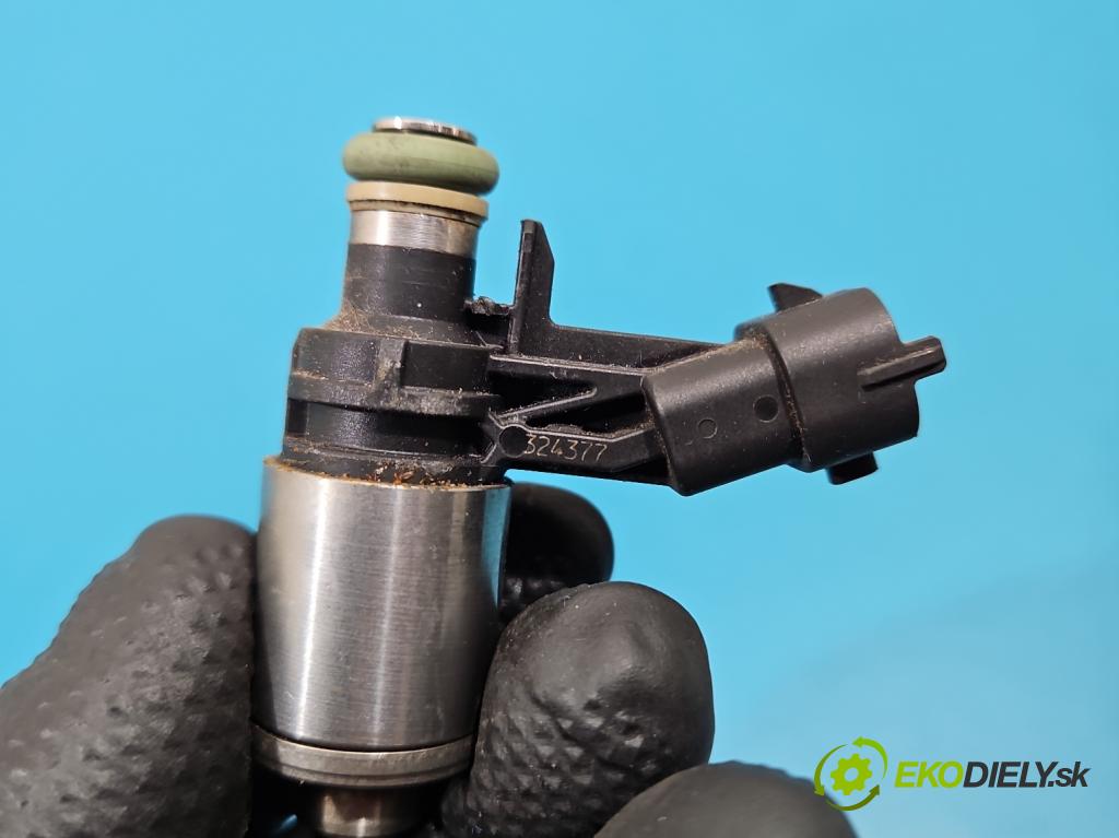 Maserati Quattroporte VI 13- 3.0 V6 automatic 301 kW 2979 cm3 4- vstřikovač 0261500427 (Vstřikovač paliva)