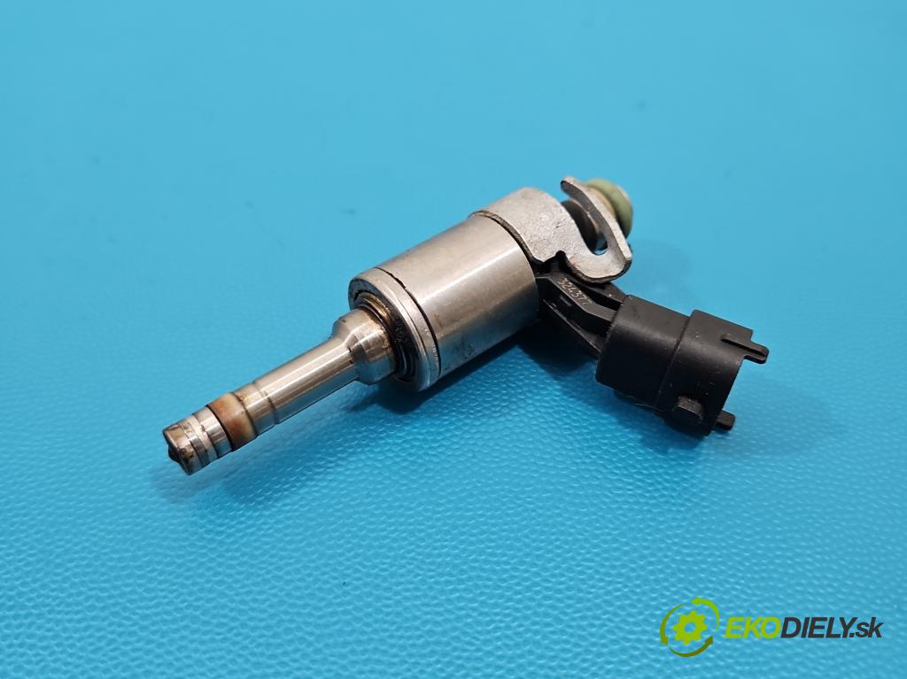 Maserati Quattroporte VI 13- 3.0 V6 automatic 301 kW 2979 cm3 4- vstřikovač 0261500427 (Vstřikovač paliva)