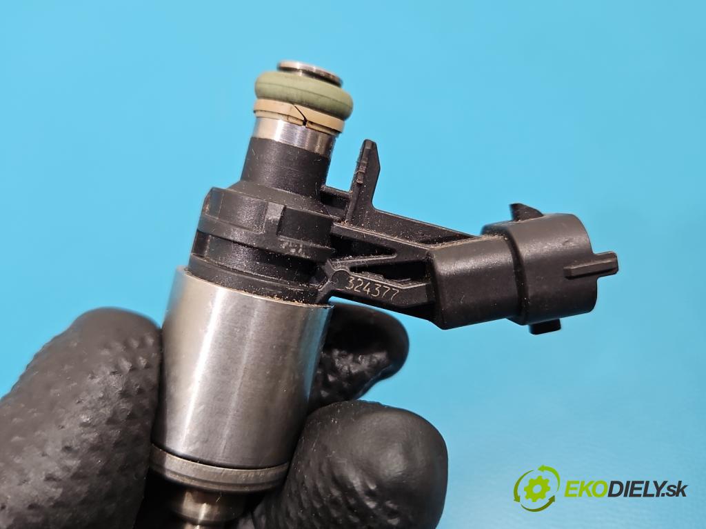 Maserati Quattroporte VI 13- 3.0 V6 automatic 301 kW 2979 cm3 4- vstřikovač 0261500427 (Vstřikovač paliva)