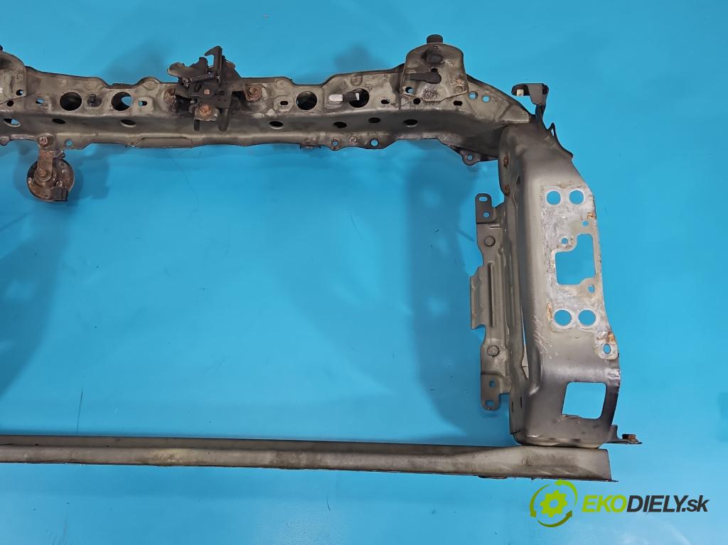 Toyota Yaris III 2011-2020 1.0 vvti 69KM manual 51 kW 998 cm3 5- stěna přední  (Přední výztuha)