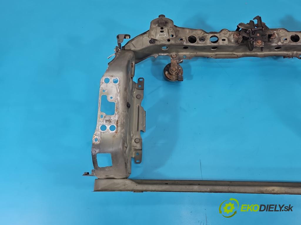 Toyota Yaris III 2011-2020 1.0 vvti 69KM manual 51 kW 998 cm3 5- stěna přední  (Přední výztuha)