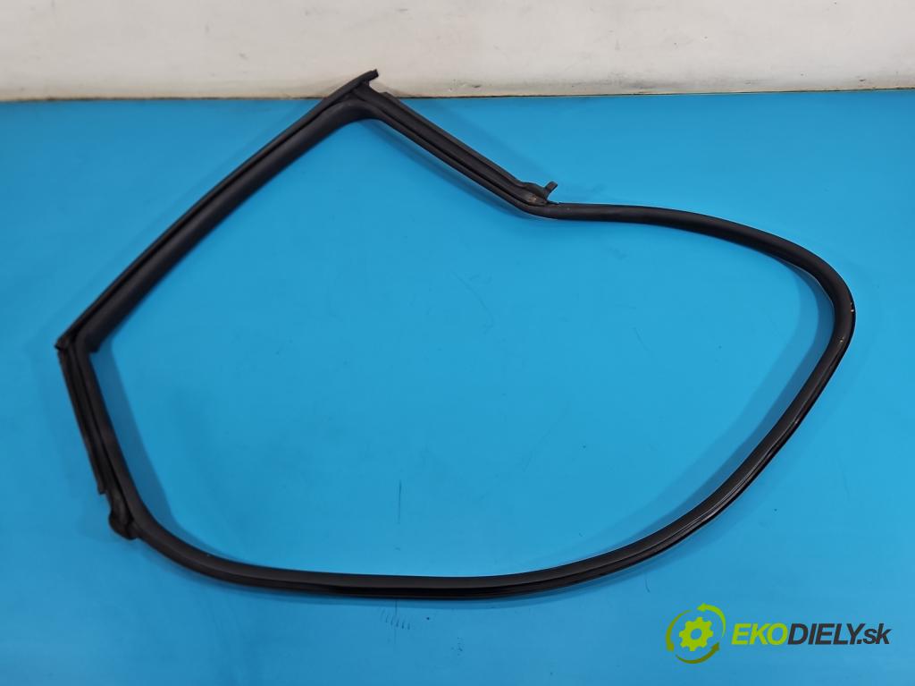 Maserati Quattroporte VI 13- 3.0 V6 automatic 301 kW 2979 cm3 4- Těsnění: dveře zadní pravé  (Karoserie ostatní)