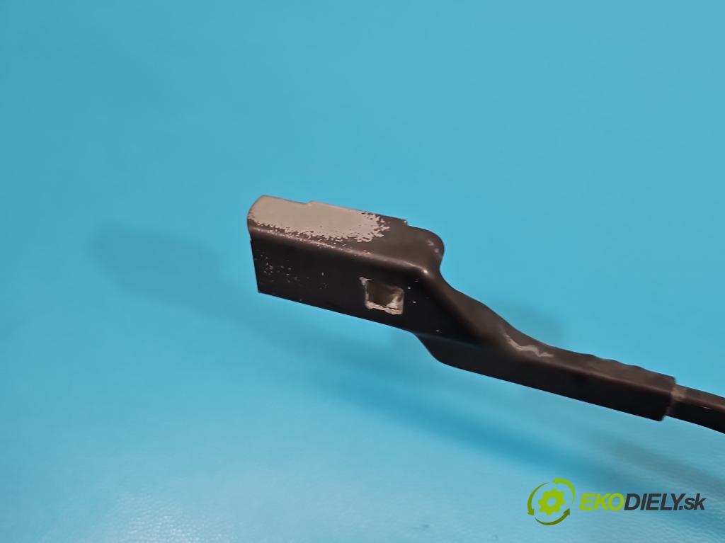 Ford Kuga Mk1 2008-2013 2.0 tdci 136 HP manual 100 kW 1997 cm3 5- rameno stieračov ľavé 8V4117526AC