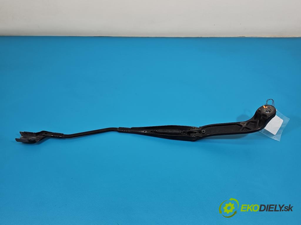 Ford Kuga Mk1 2008-2013 2.0 tdci 136 HP manual 100 kW 1997 cm3 5- rameno stieračov ľavé 8V4117526AC