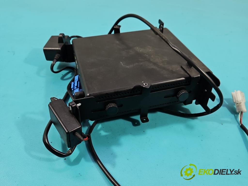 Mercedes ML W164 2005-2011 3.0 cdi 224hp automatic 165 kW 2987 cm3 5- Zobrazit:  (Prístrojová doska)