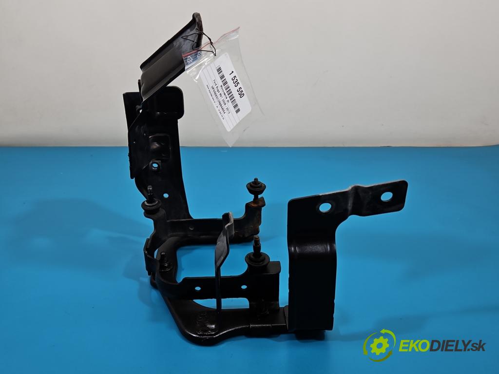 Ford Kuga Mk1 2008-2013 2.0 tdci 136 HP manual 100 kW 1997 cm3 5- Upevnenie: 8V41-3K738-AE