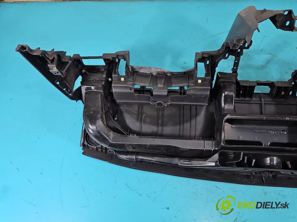 Isuzu D-Max II 2011-2019 2.5d 163 hp manual 120 kW 2499 cm3 2- kokpit,přistrojova deska