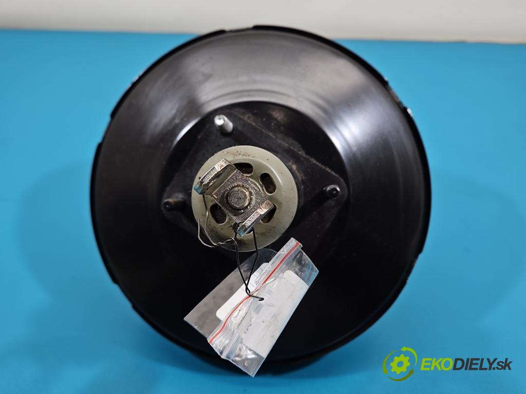 Toyota Yaris III 2011-2020 1.0 vvti 69KM manual 51 kW 998 cm3 5- servo brzdové 47200-0D520