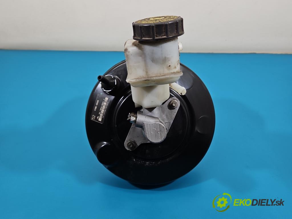 Toyota Yaris III 2011-2020 1.0 vvti 69KM manual 51 kW 998 cm3 5- servo brzdové 47200-0D520