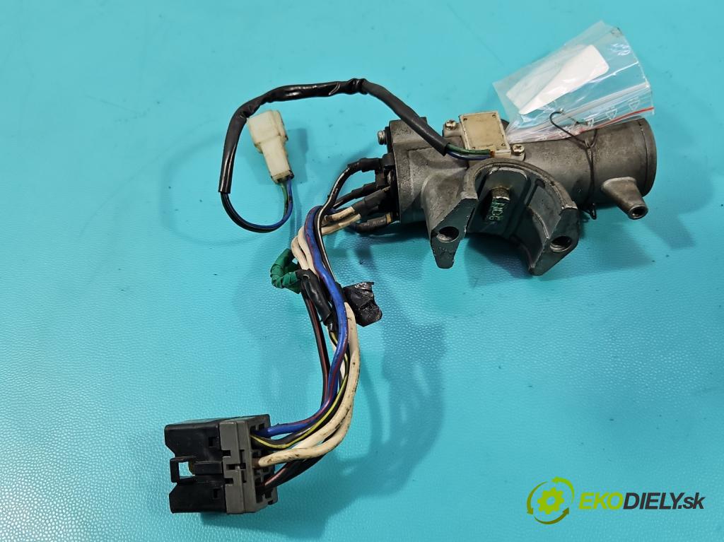 Kia Pregio 2.7d 82 HP manual 60 kW 2665 cm3 4- Spínačka  (Spínacia skrinka)