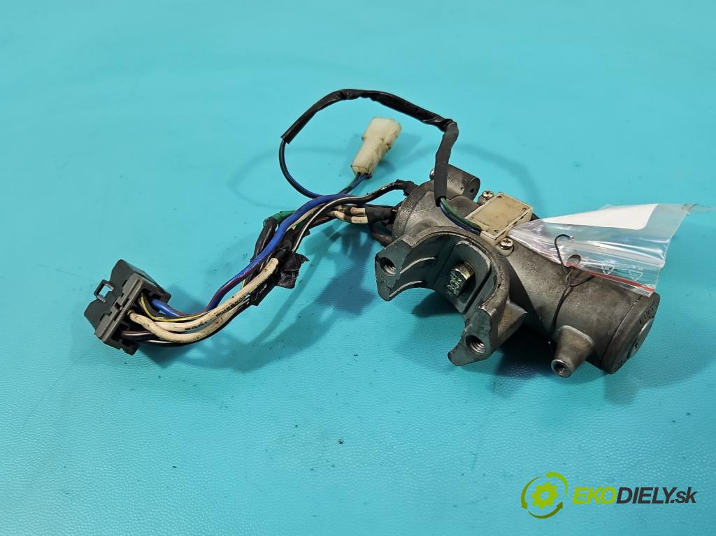 Kia Pregio 2.7d 82 HP manual 60 kW 2665 cm3 4- Spínačka  (Spínacia skrinka)