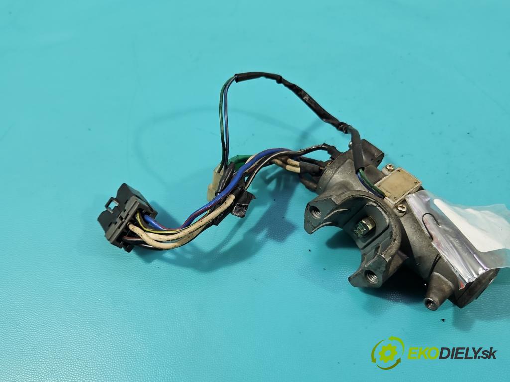 Kia Pregio 2.7d 82 HP manual 60 kW 2665 cm3 4- Spínačka  (Spínacia skrinka)