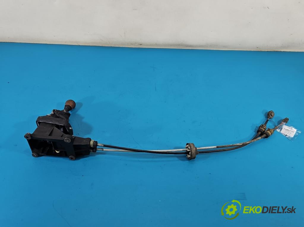 Opel Astra II 1998-2009 2.0 dti 101 HP manual 74 kW 1995 cm3 5- Páka: Změny: stupeň,rýchlosť 09138402 (Rýchlostná páka (kulisa))