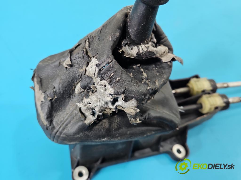 Opel Astra II 1998-2009 2.0 dti 101 HP manual 74 kW 1995 cm3 5- Páka: Změny: stupeň,rýchlosť 09138402 (Rýchlostná páka (kulisa))