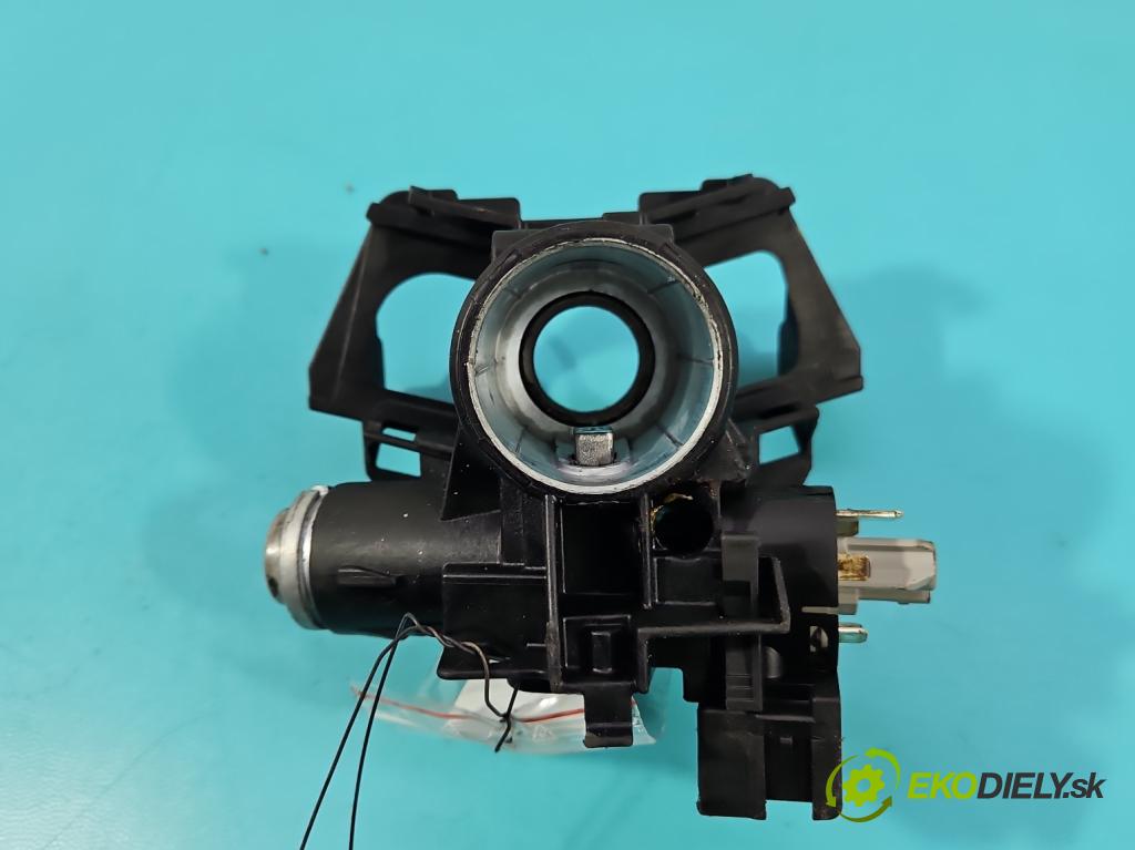 Opel Astra II 1998-2009 2.0 dti 101 HP manual 74 kW 1995 cm3 5- Spínačka  (Spínacia skrinka)