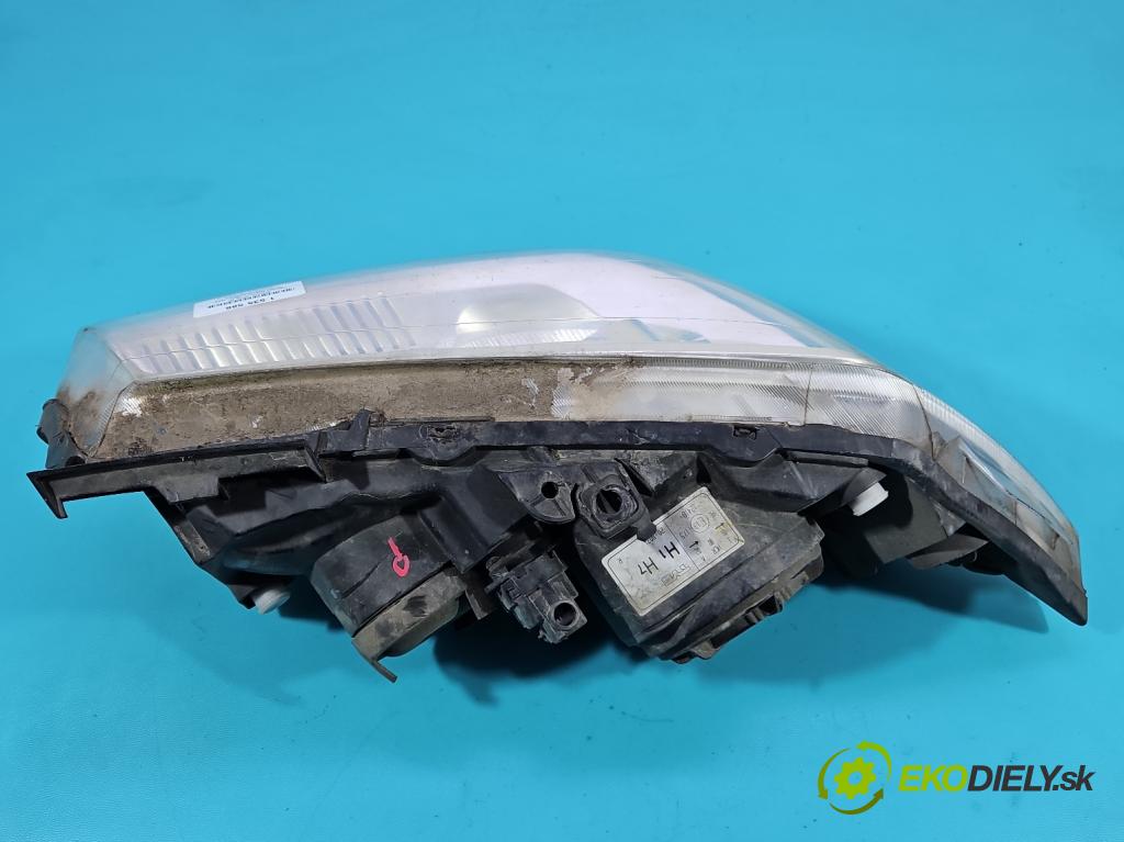 Renault Megane II 2003-2008 1.5 dci 86 HP manual 63 kW 1461 cm3 3- Reflektor: pravý  (Svetlo predné pravé)