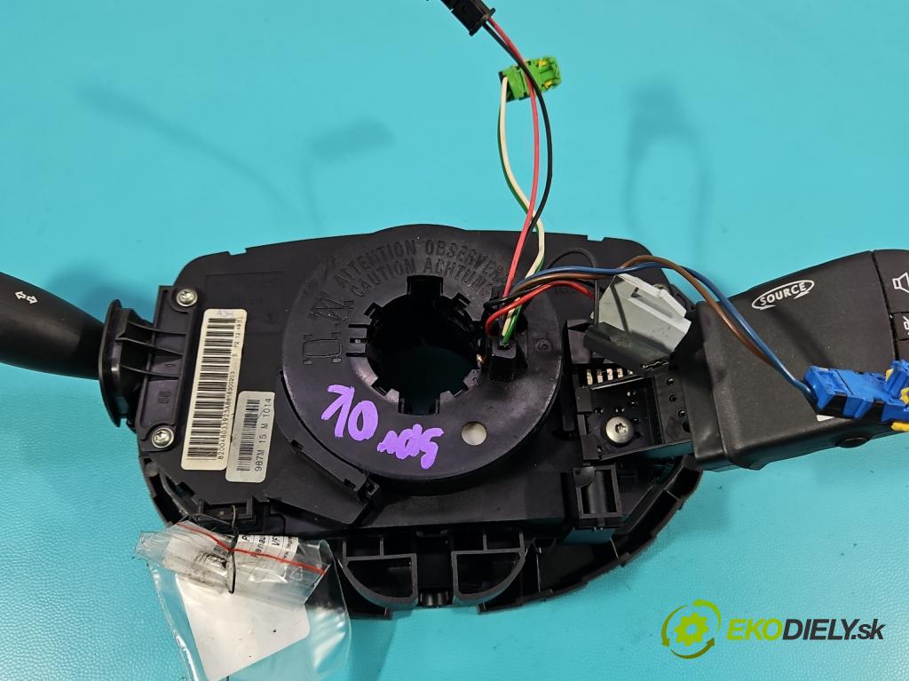 Renault Megane II 2003-2008 1.5 dci 86 HP manual 63 kW 1461 cm3 3- prepínač komplex: 8200155865 (Prepínacie páčky pod volantom)