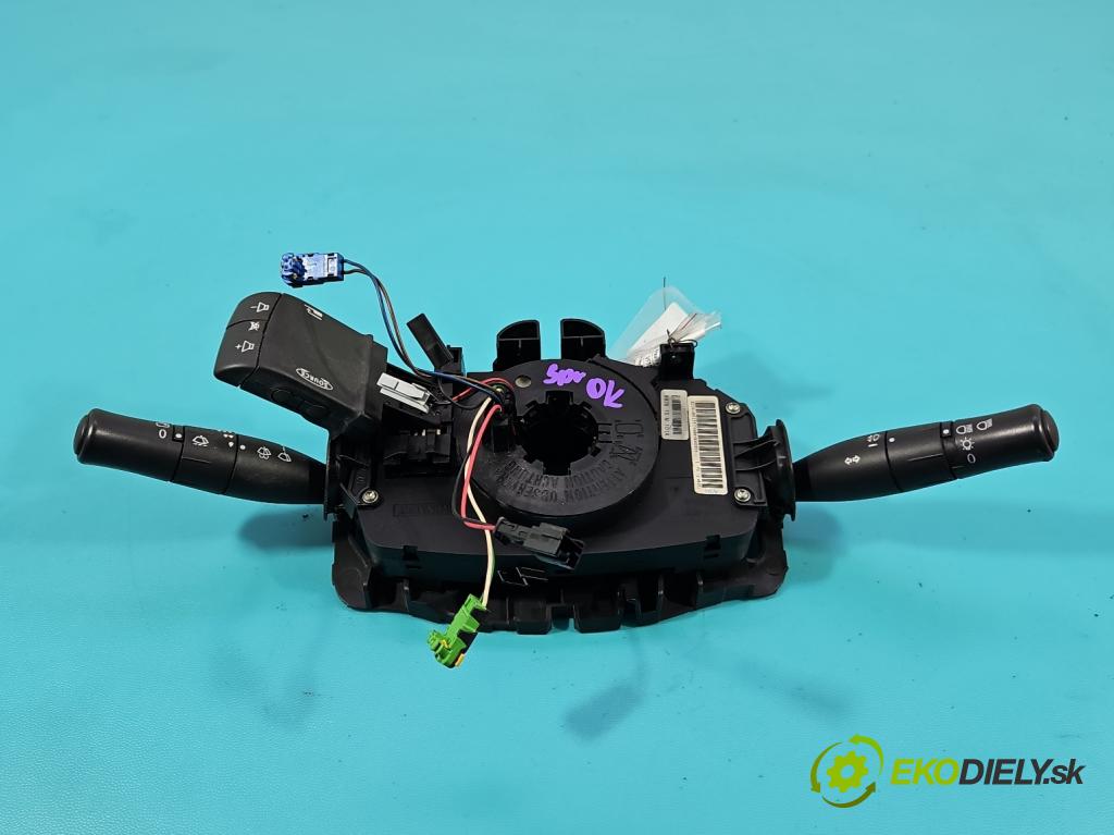 Renault Megane II 2003-2008 1.5 dci 86 HP manual 63 kW 1461 cm3 3- prepínač komplex: 8200155865 (Prepínacie páčky pod volantom)