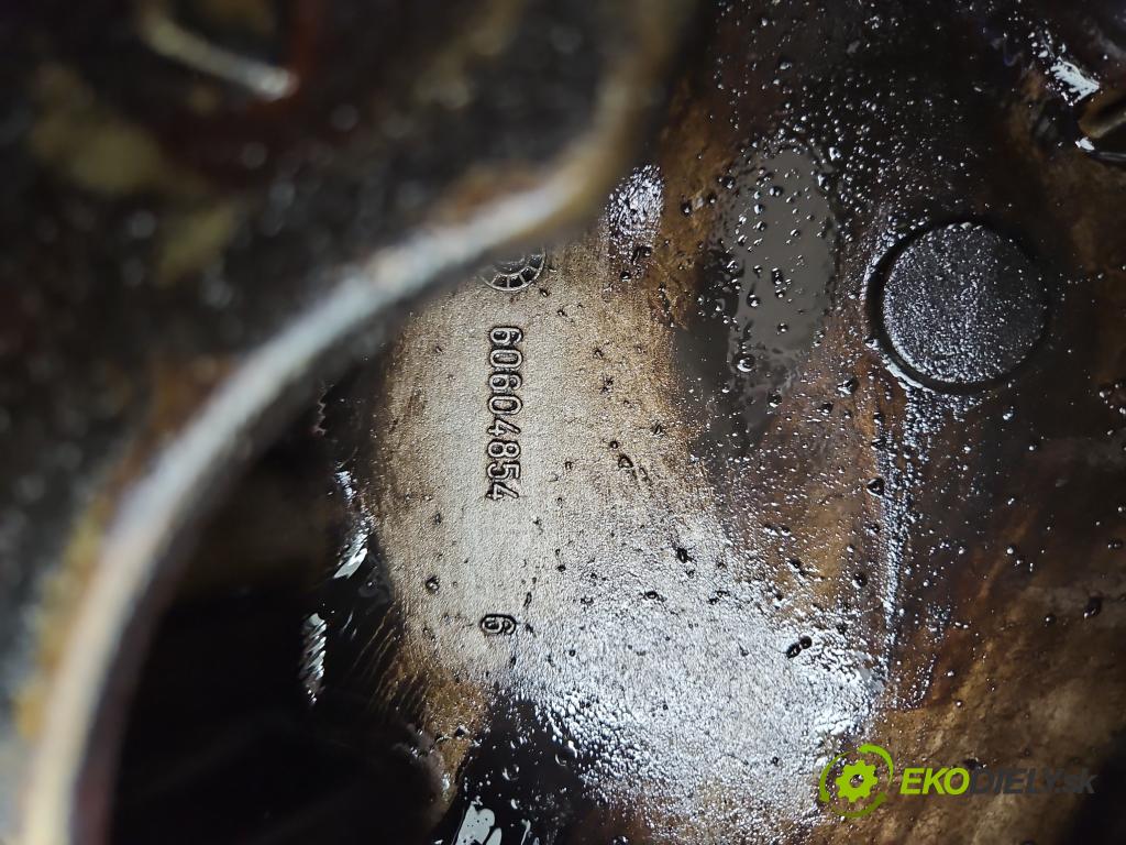 Alfa romeo 147 1.6 16v 120 HP manual 88 kW 1598 cm3 3- vaňa olejová 60604854 (Olejová vaňa)