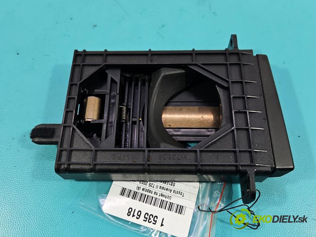 Toyota Avensis II T25 2003-2008 2.2 d-cat 177 HP manual 130 kW 2231 cm3 5- Rukojeť: na nápoje: MT3509 (Držiak (úchyt) na nápoje)