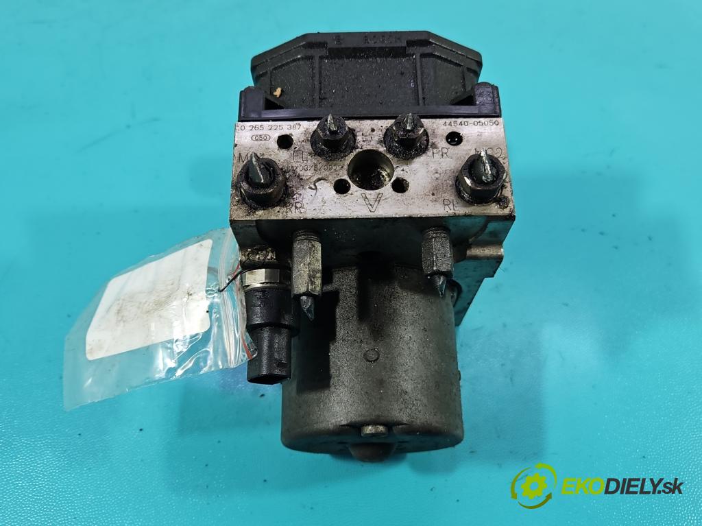 Toyota Avensis II T25 2003-2008 2.2 d-cat 177 HP manual 130 kW 2231 cm3 5- čerpadlo abs 0265950178 (Pumpa ABS)