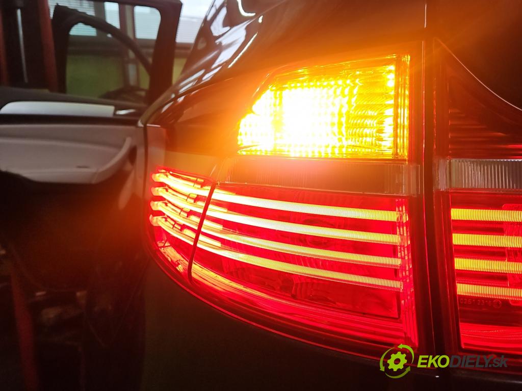 Bmw X6 E71 2007–2014 3.0d 306KM automatic 225 kW 2993 cm3 5- svetlo / reflektor zadné ľavé 7179983 (Kľučka dverí ostatné)