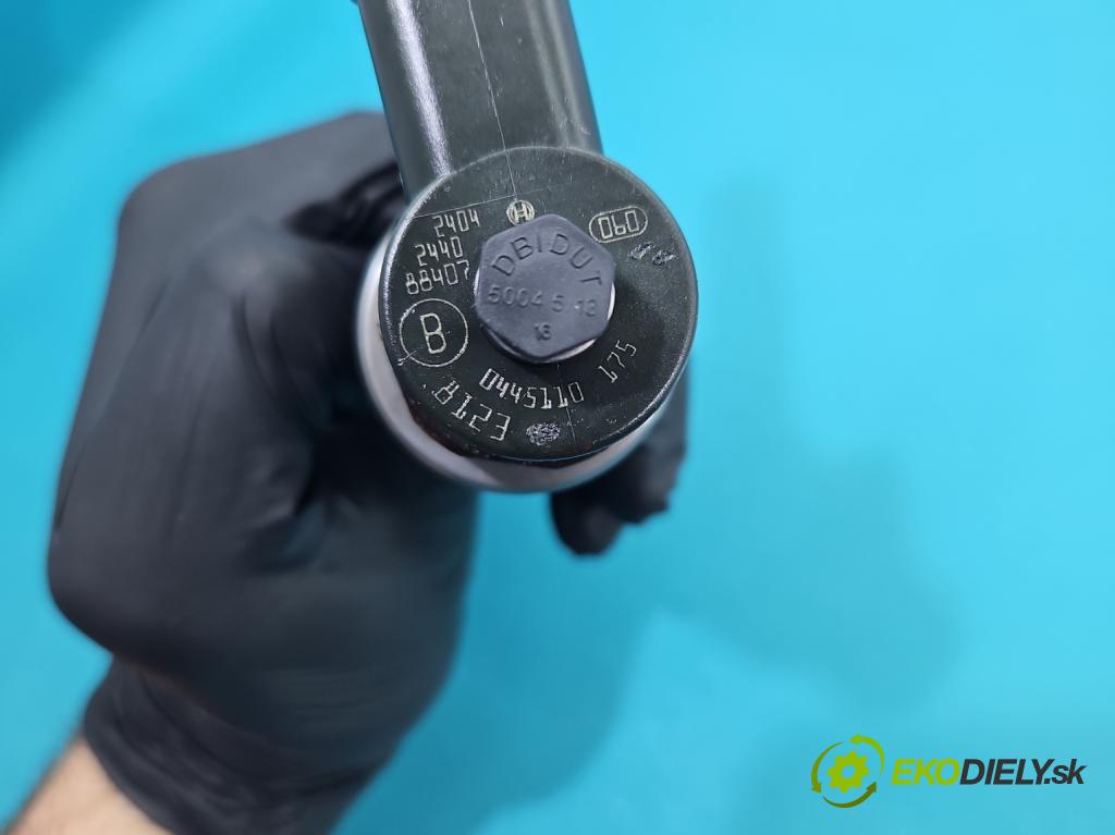 Opel Astra III 2004-2014 1.7 cdti 101 hp manual 74 kW 1686 cm3 5- vstřikovač komplet 0445110175