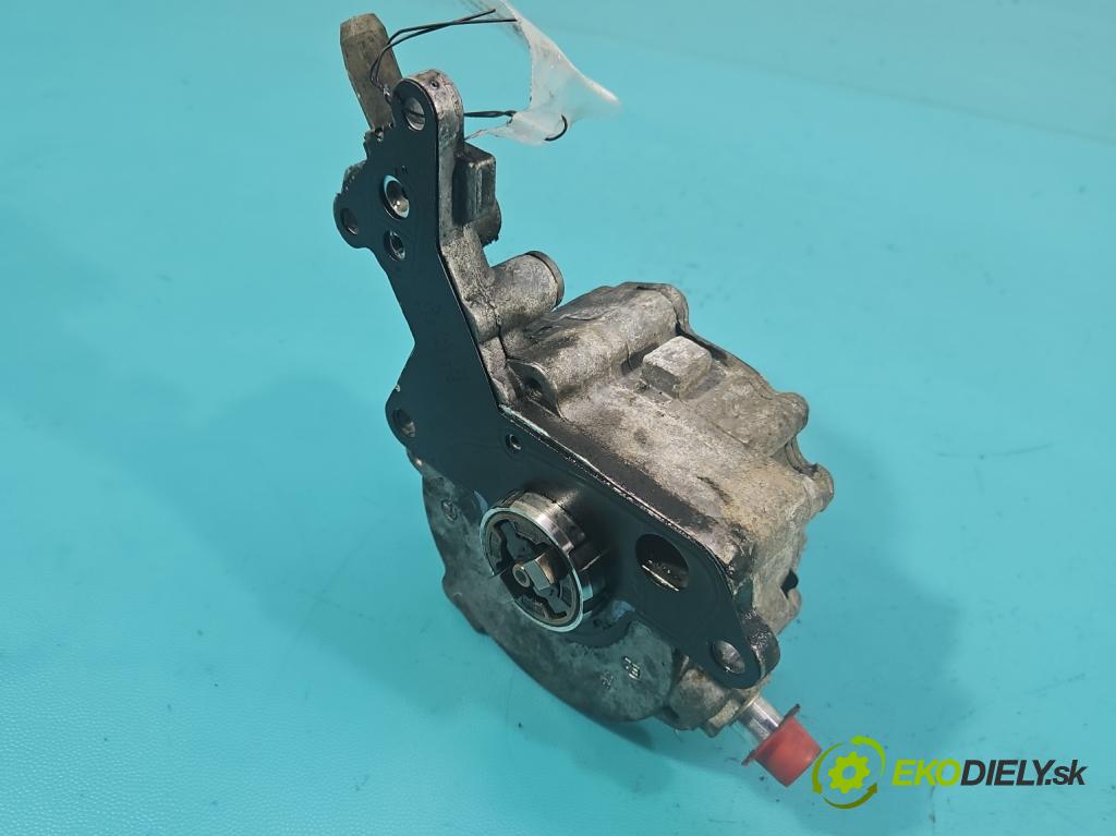 Audi A3 8P 2003-2012 1.9 TDI 105 HP manual 77 kW 1896 cm3 5- čerpadlo rotačný 038145209M