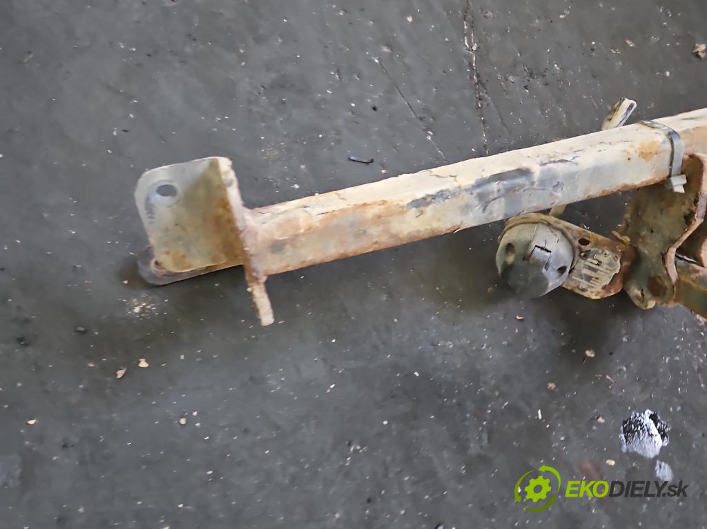 Opel Zafira B 2005-2014 1.9 CDTI 120 hp manual 88 kW 1910 cm3 5- oko tažné  (Tažné zařízení)