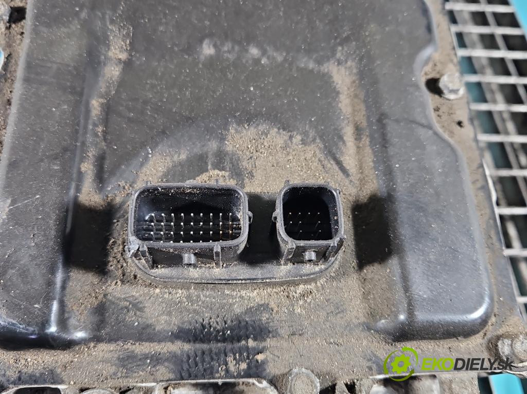 Toyota Rav4 V 2018- 2.5 hybrid 178KM automatic 131 kW 2487 cm3 5- měnič aktuální: 232100-1904