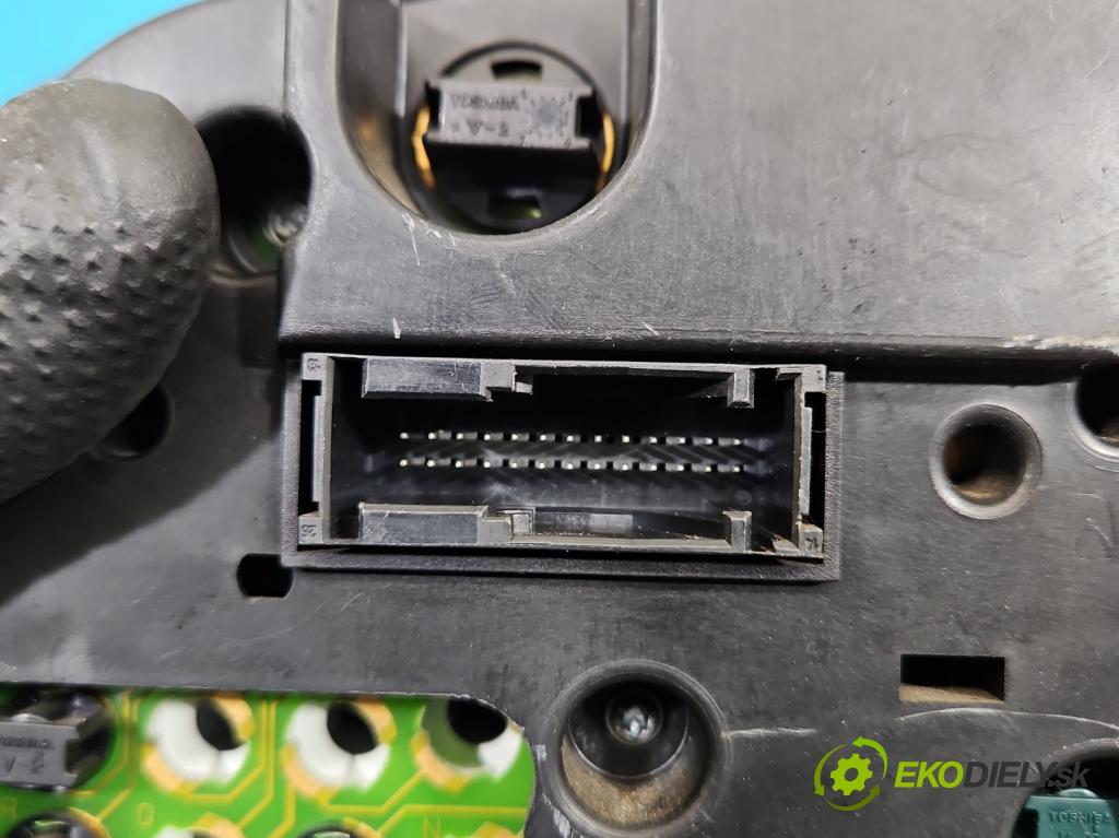 Toyota Avensis I T22 1997-2003 2.0 16V 124hp manual 91 kW 1998 cm3 4- prístrojovka/ budíky 83800-05270 (Prístrojová doska)